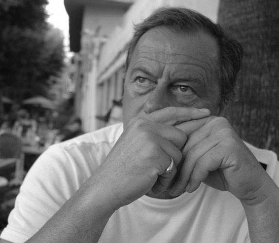 Profil von Houd