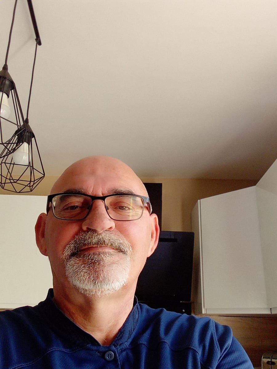 Profil von Riadh